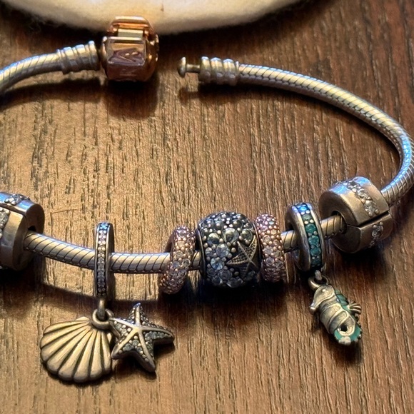 Pandora bracelet with charms! Rose gold and sterling silver. Rare charms! - Picture 2 of 7